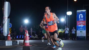 BIB: 470, 40602, 42195, 211
                            <button type="button" onclick="openModal(23005289)" class="btn btn-primary btn-sm float-right btn-popup" data-toggle="modal" data-target=".modal-high-quality">
                        <i class="fas fa-shopping-cart"></i> Add to Cart
                    </button>
                                            <button type="button" onclick="isThisMe(23005289, true)" class="btn btn-success btn-sm float-right btn-popup btn-isme hidden" data-toggle="tooltip" data-placement="bottom" title="นี่คือรูปของคุณใช่ไหม คลิกที่นี่เพื่อเอาเข้าอัลบั้ม">
                        <i class="fas fa-plus"></i> Add to album
                    </button>
                    <button type="button" onclick="isThisMe(23005289, false)" class="btn btn-warning btn-sm float-right btn-popup btn-isnotme hidden">
                        <i class="fas fa-ban"></i> Remove from album
                    </button>